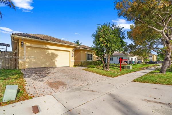 Pelican Bay At Old Cutler Lakes, 20868 SW 89th Path, Cutler Bay, Florida 33189, image 1