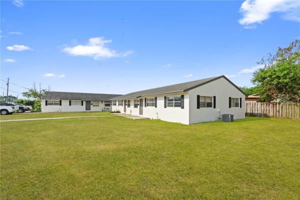 430 SW 10th Ave, Unincorporated Dade County, Florida 33030, image 1