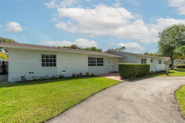 Pine Manor Estates, 13925 SW 74th Ave, Palmetto Bay, Florida 33158, image 1