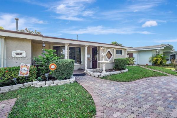 3842 SW 68th Ave, Miramar, Florida 33023, image 3