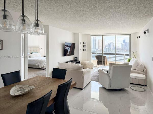 Mystic Pointe Tower 500, 3530 Mystic Pointe Dr #1611, Aventura, Florida 33180, image 3