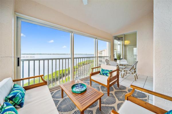 5800 NE Island Cove Way #2407, Fort Pierce, Florida 34996, image 1