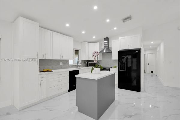 Tiffany Cove At Silver Lakes, 17663 SW 5th St, Pembroke Pines, Florida 33029, image 3