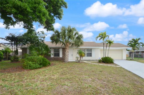 Florida Gardens, 104 W Palmetto Rd, Lake Worth Beach, Florida 33467, image 1