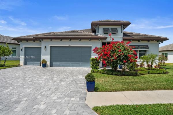 3671 Sapphire Cv, Naples, Florida 34114, image 1