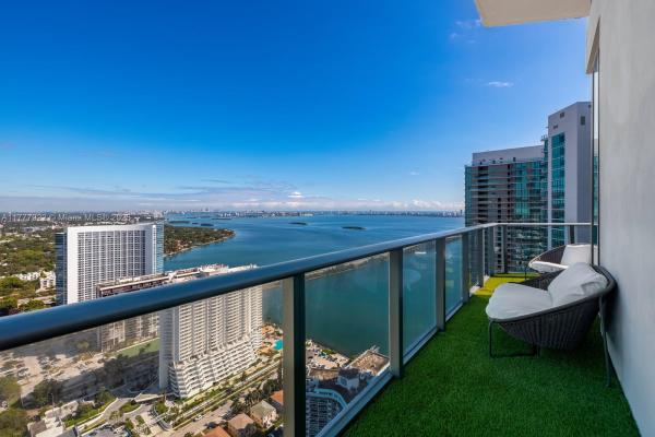 Paraiso Bayviews, 501 NE 31st St #PH-4401, Miami, Florida 33137, image 2