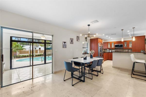 Hollywood Lakes, 852 Tyler St, Hollywood, Florida 33019, image 1