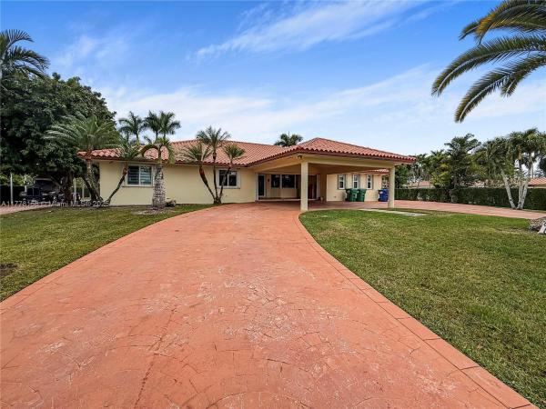 19790 SW 208th St, Unincorporated Dade County, Florida 33187, image 1