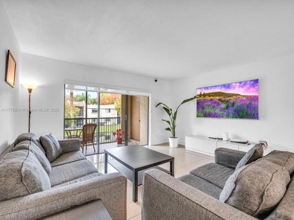 Racquet Club At Bonaventure, 398 Lakeview Dr #205, Weston, Florida 33326, image 1