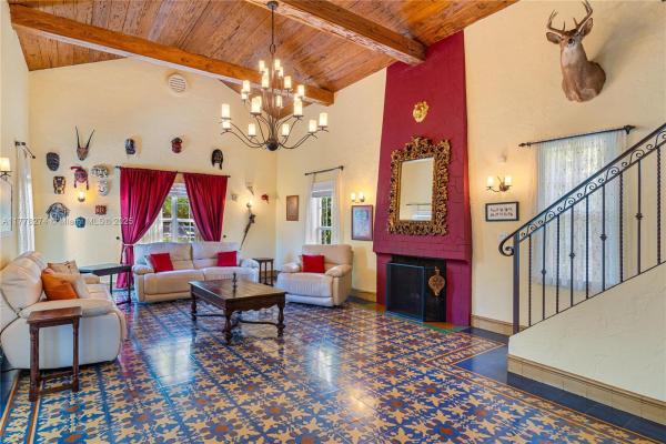 Isle Of Normandy Trouville, 1567 Bay Dr, Miami Beach, Florida 33141, image 1