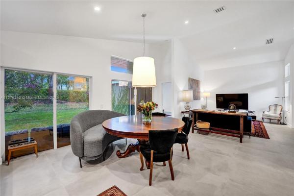 Sierra Falls, 648 Sand Creek Cir, Weston, Florida 33327, image 1