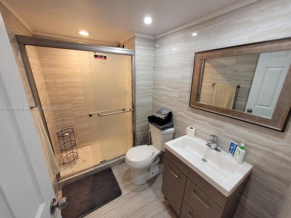 Del Prado, 18081 Biscayne Blvd #1102, Aventura, Florida 33160, image 1