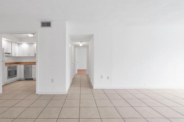 Costa Bella, 1450 Brickell Bay Dr #307, Miami, Florida 33131, image 2