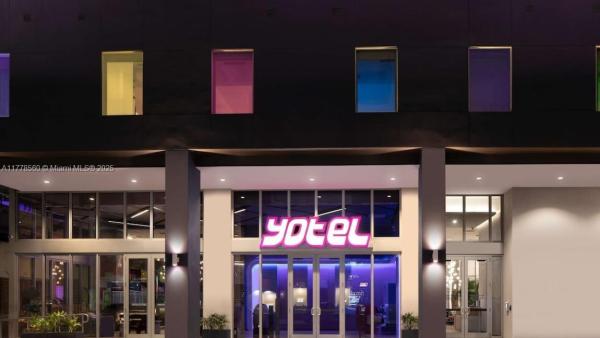YotelPad Miami, 227 NE 2nd St #2108, Miami, Florida 33132, image 1
