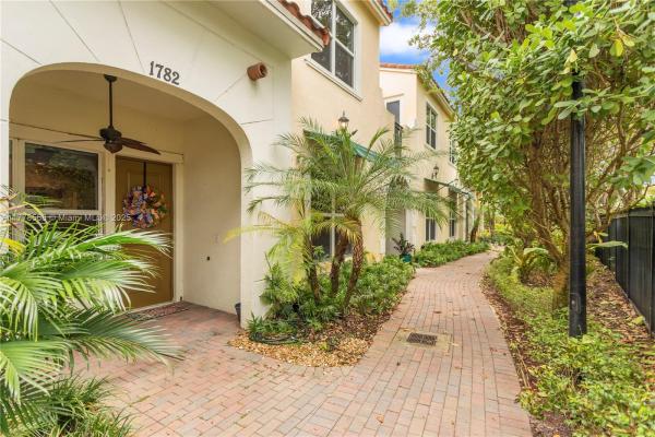 Centra Falls West, 1782 NW 124th Pl, Pembroke Pines, Florida 33028, image 1