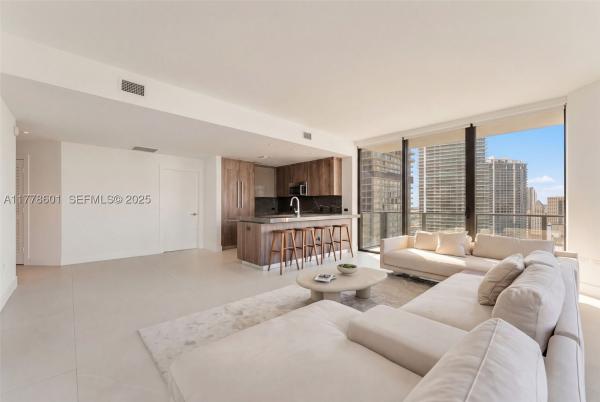 Rise Brickell City Centre, 88 SW 7th St #2411, Miami, Florida 33130, image 1