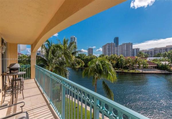 Hallandale Yacht Club, 201 Golden Isles Dr #301, Hallandale Beach, Florida 33009, image 1