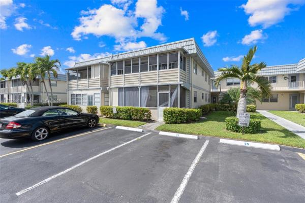 401 Brittany I, Delray Beach, Florida 33446, image 2