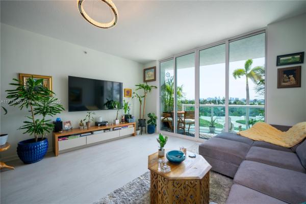 360, 7900 Harbor Island Dr #611, North Bay Village, Florida 33141, image 1