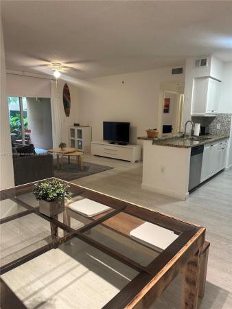 The Yacht Club At Aventura, 19877 E Country Club Dr #3105, Aventura, Florida 33180, image 3