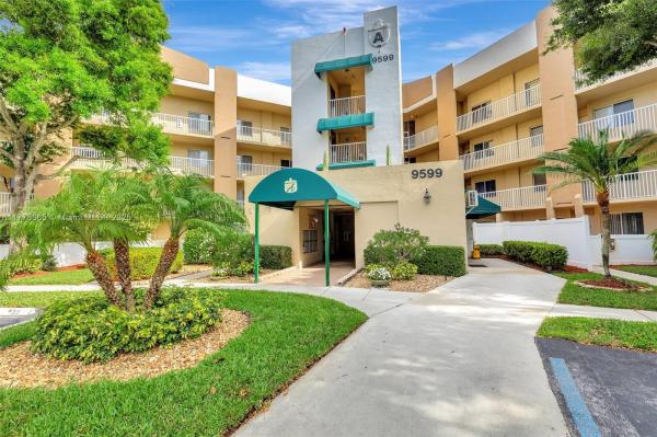 Weldon, 9599 Weldon Cir #A213, Tamarac, Florida 33321, image 1