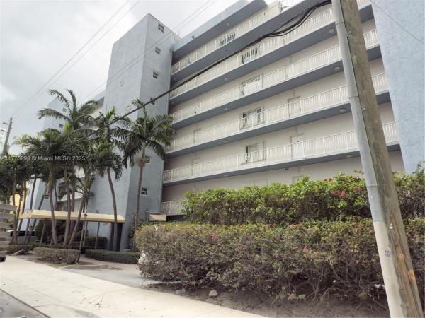 La Piazza Navona, 677 NE 24th St #407, Miami, Florida 33137, image 3