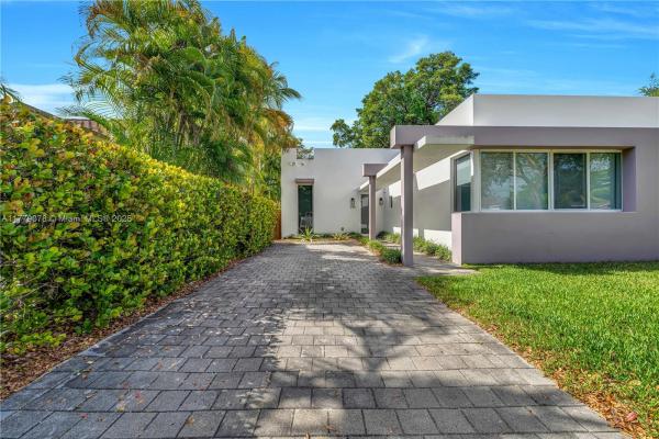 Baywood, 548 NE 70th St, Miami, Florida 33138, image 1
