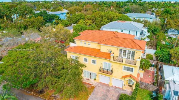 New Utopia, 716 SW 9th Ter #1 and 2, Fort Lauderdale, Florida 33315, image 1