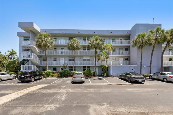 Royal Park, 101 Royal Park Dr #1D, Oakland Park, Florida 33309, image 1
