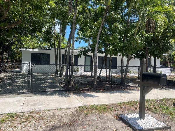 14001 NW 10th Ave, Miami, Florida 33168, image 1