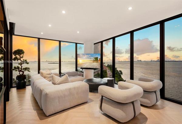 Blue On The Bay, 601 NE 36th St #1012, Miami, Florida 33137, image 1