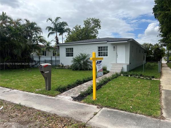 Hialeah Residential, 702 E 37th St, Hialeah, Florida 33013, image 1