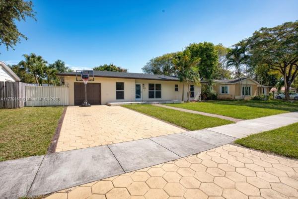 Bel Aire, 18033 SW 89th Pl, Palmetto Bay, Florida 33157, image 1