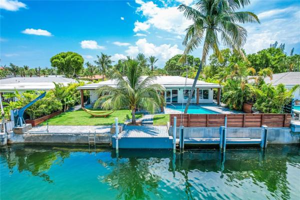 Keystone Island, 2243 Bayview Ln, North Miami, Florida 33181, image 3