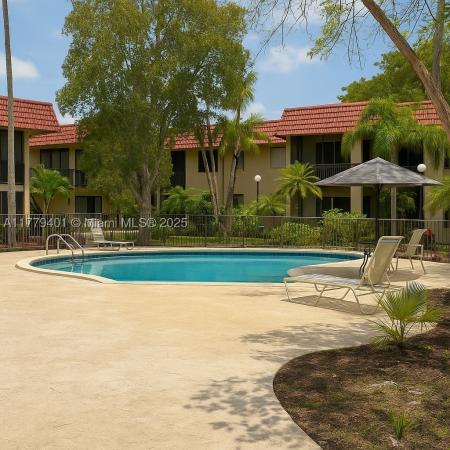Northlake Village At The California Club, 800 NE 199th St #105D, Ives Estates, Florida 33179, image 2