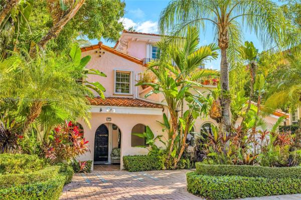 Nautilus, 4515 N Bay Rd, Miami Beach, Florida 33140, image 1