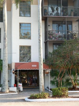 Inverwood Of Inverrary, 5550 NW 44th St #418B, Lauderhill, Florida 33319, image 1