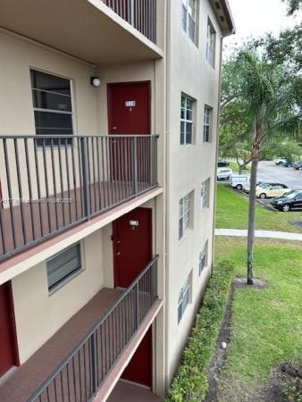 Kingsley At Century Village, 13455 SW 9th Ct #318J, Pembroke Pines, Florida 33027, image 1