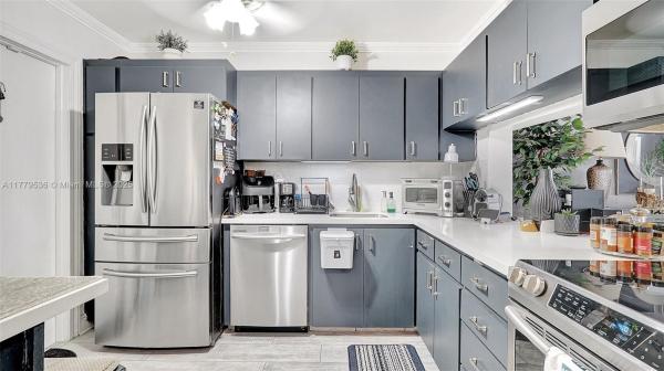 Gulfstream Garden, 329 SE 3rd St #405S, Hallandale Beach, Florida 33009, image 1