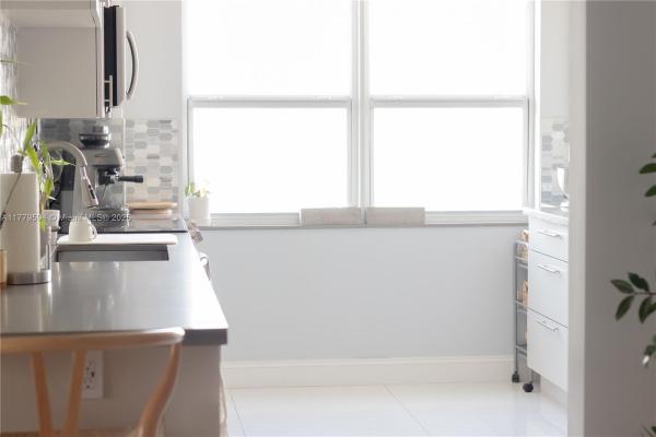 Admirals Port East, 2851 NE 183rd St #1802E, Aventura, Florida 33160, image 3
