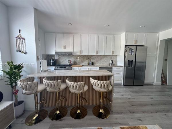 525 Meridian, 525 Meridian Ave #402, Miami Beach, Florida 33139, image 1