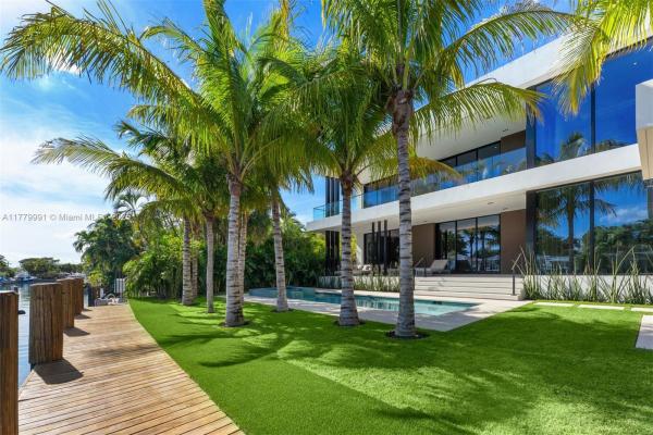Keystone Island, 13225 Arch Creek Ter, North Miami, Florida 33181, image 1