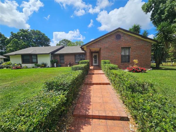 The Acreage, 15106 N 97th Rd N, West Palm Beach, Florida 33412, image 1