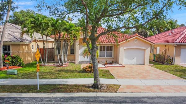 Royal Palm, 14261 N Royal Cove Cir, Davie, Florida 33325, image 1