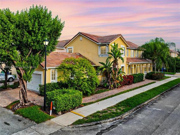 Mandarin Lakes, 13955 SW 278th Ln, Naranja, Florida 33032, image 3