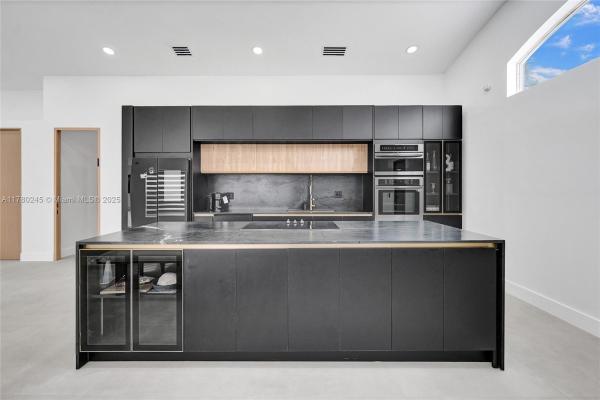 Banyan Oakridge, 3371 SW 51st St, Hollywood, Florida 33312, image 1