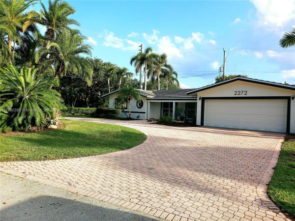 Hillsboro Isles, 2272 NE 31st St, Lighthouse Point, Florida 33064, image 1