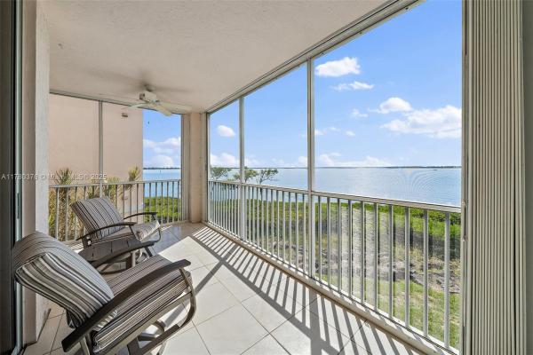 5800 NE Island Cove Way #2207, Fort Pierce, Florida 34996, image 1