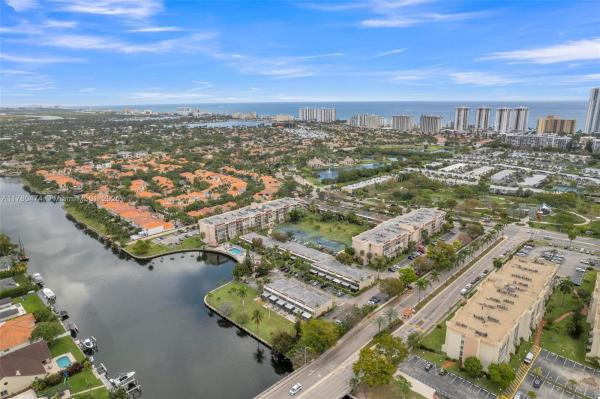 De Soto Park North, 2101 Atlantic Shores Blvd #201, Hallandale Beach, Florida 33009, image 1