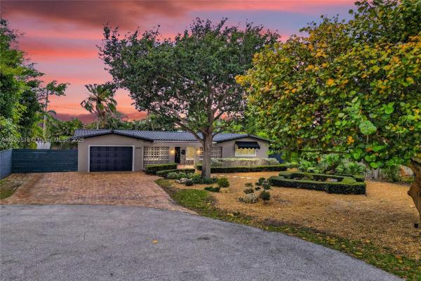 Gramercy Park, 2590 NE 42nd St, Fort Lauderdale, Florida 33308, image 1